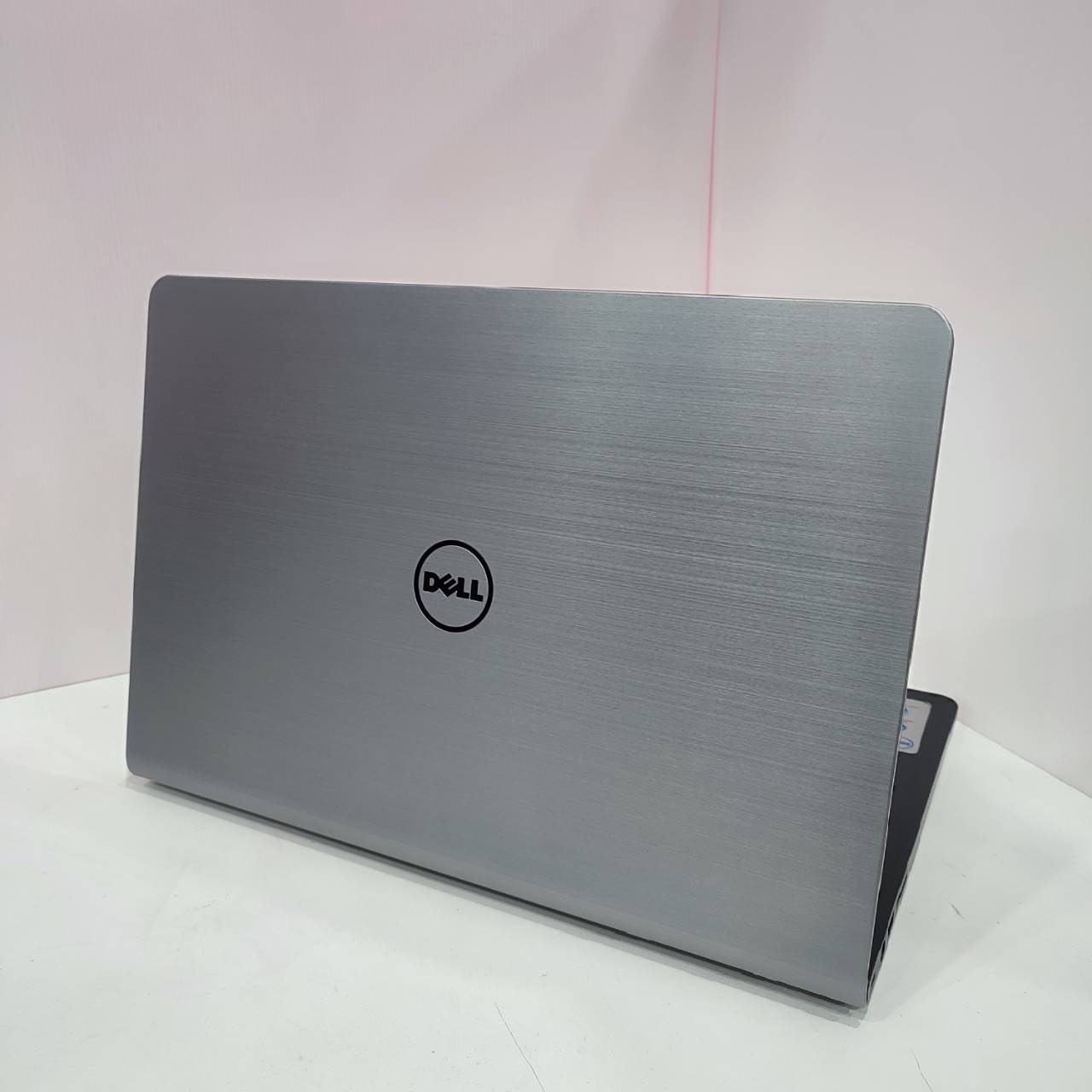 Dell Inspiron15-5547